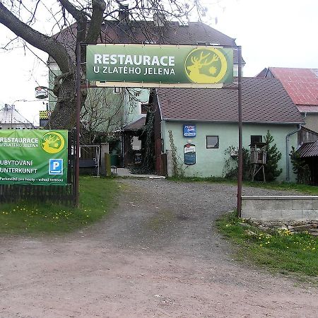 Hotel Restaurace U Zlateho Jelena Vysluni Exterior foto